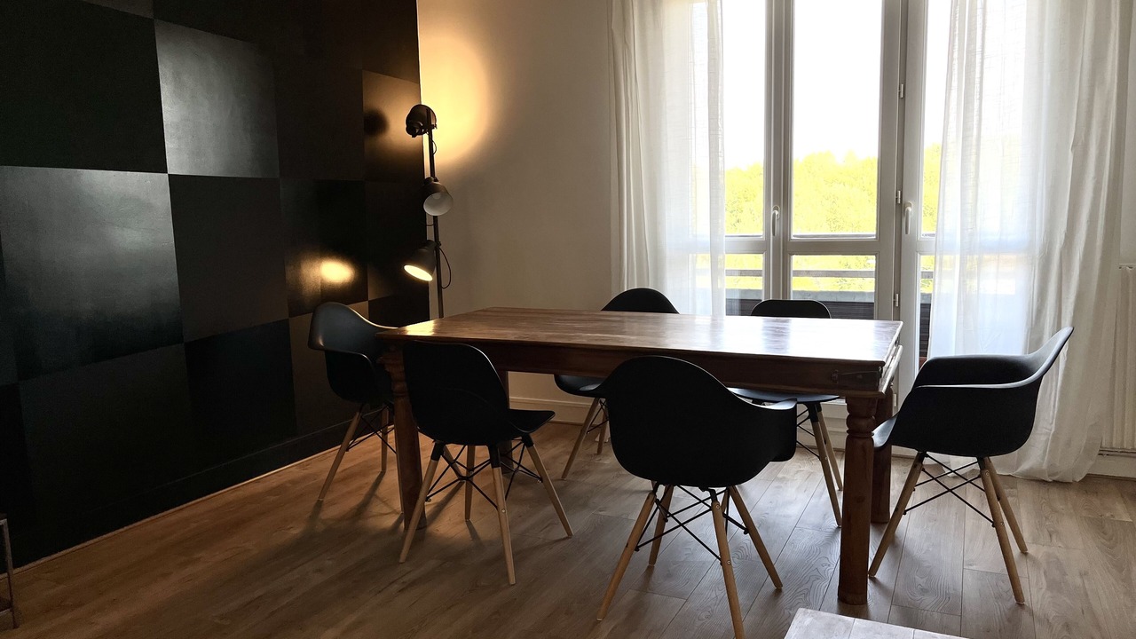 Photo of Others in Etampes