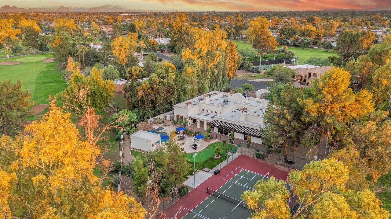 Photo of Others in Paradise Valley Village