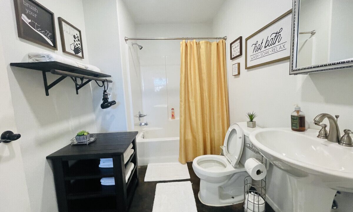 Photo of Bathroom in Checotah