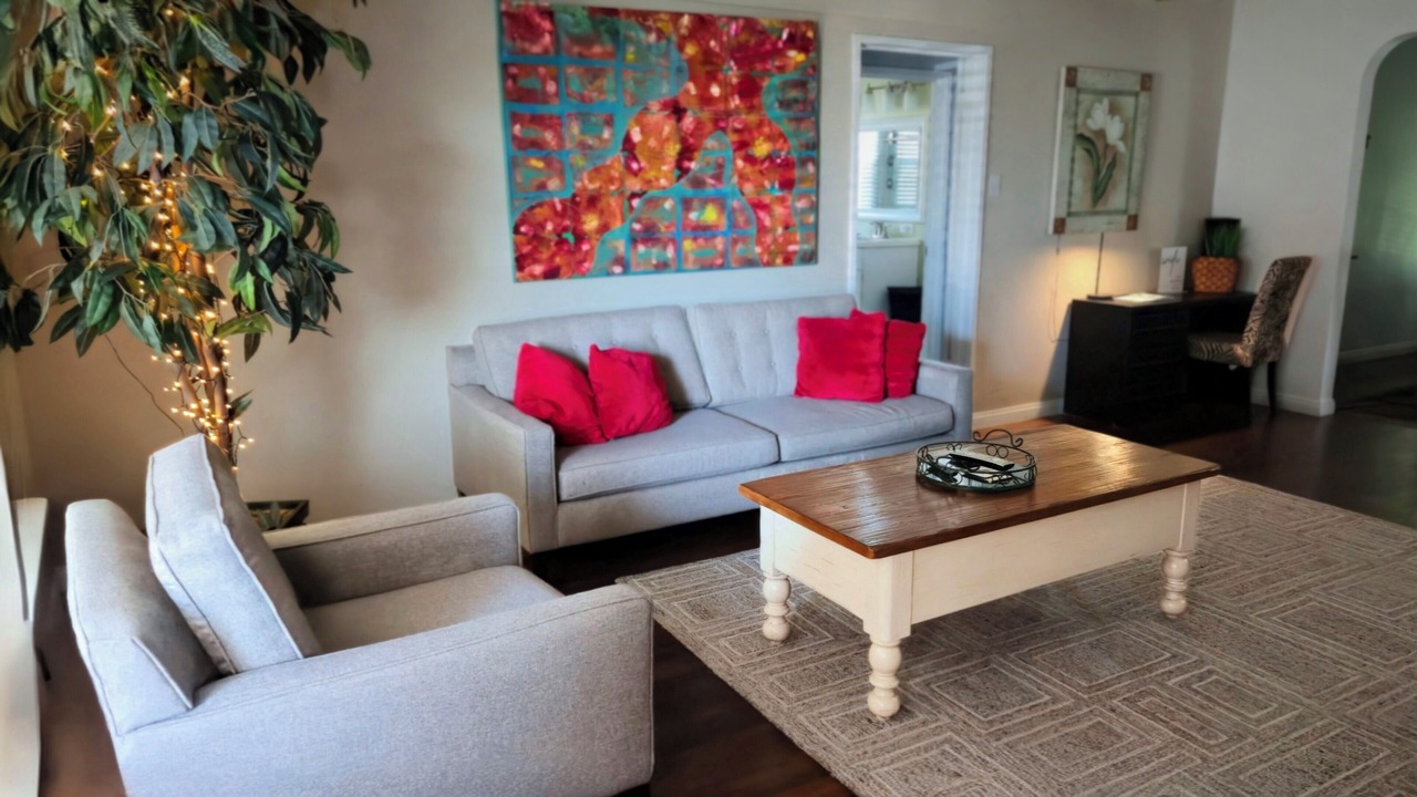 Photo of Bedroom in Oleander - Sunset