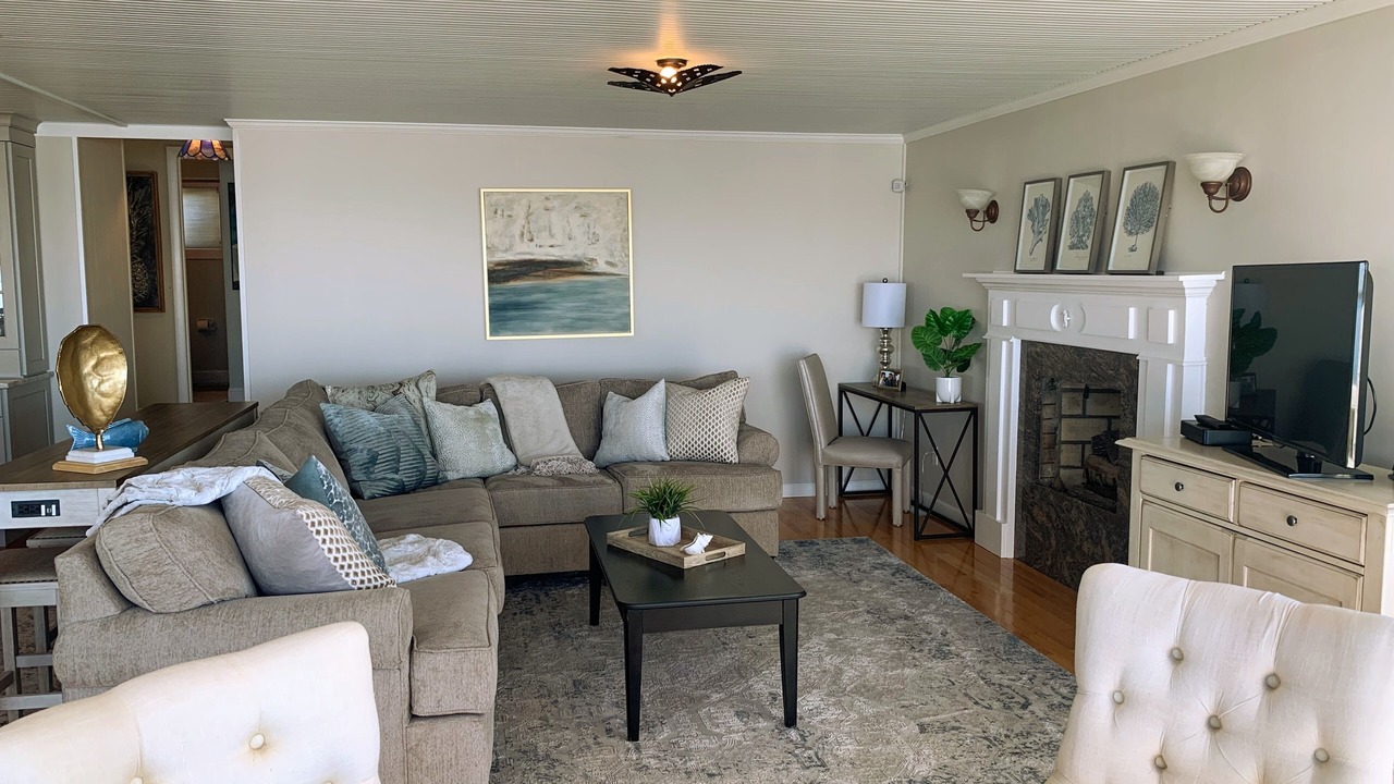 Photo of Livingroom in Clinton