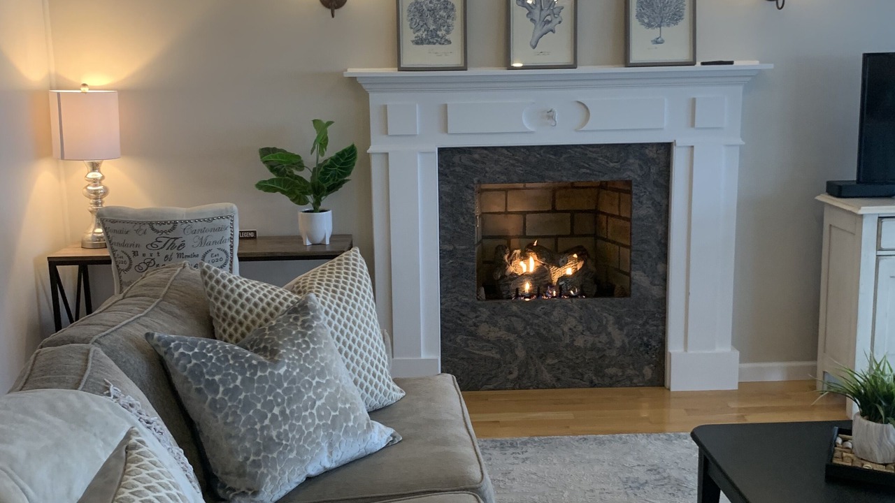 Photo of Livingroom in Clinton