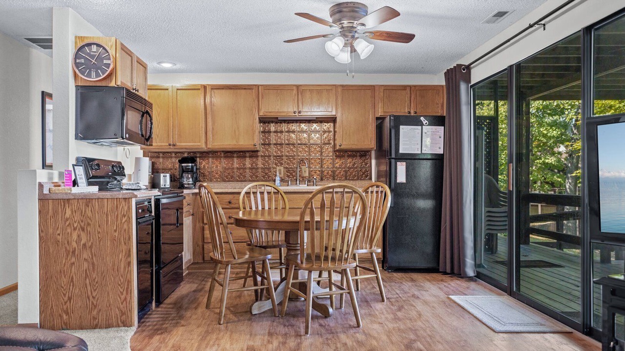 Photo of Kitchen in Sunrise Beach