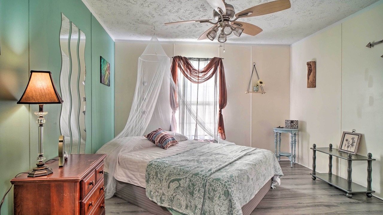 Photo of Bedroom in Mohawk