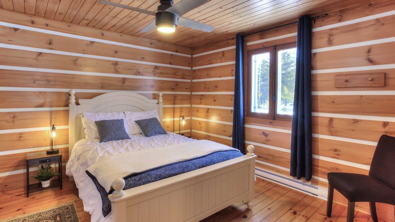 Photo of Bedroom in Riviere-Rouge