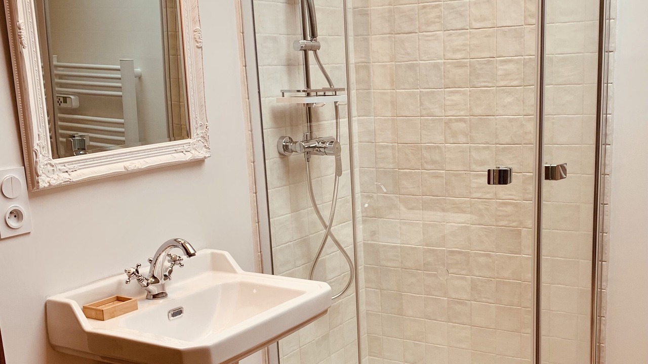 Photo of Bathroom in Bordeaux-Saint-Clair