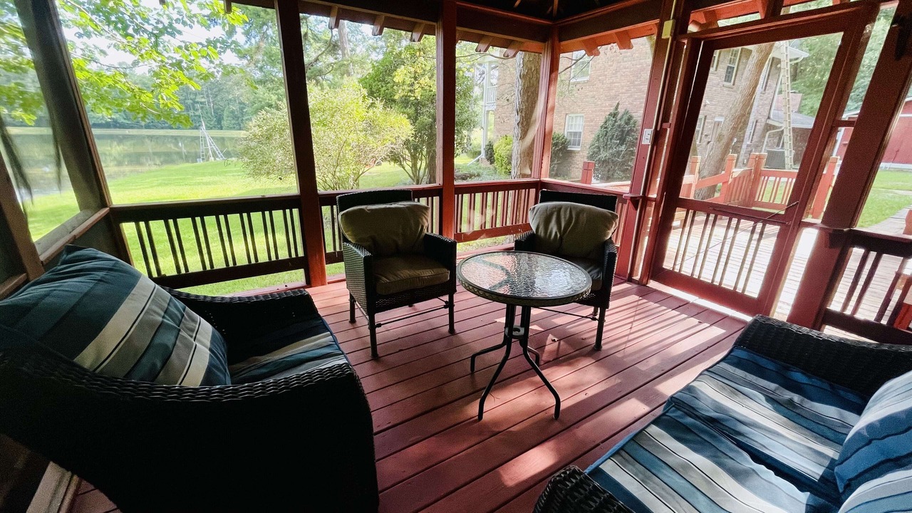 Photo of Livingroom in Senoia