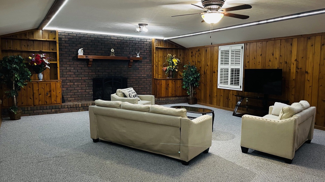 Photo of Livingroom in Senoia