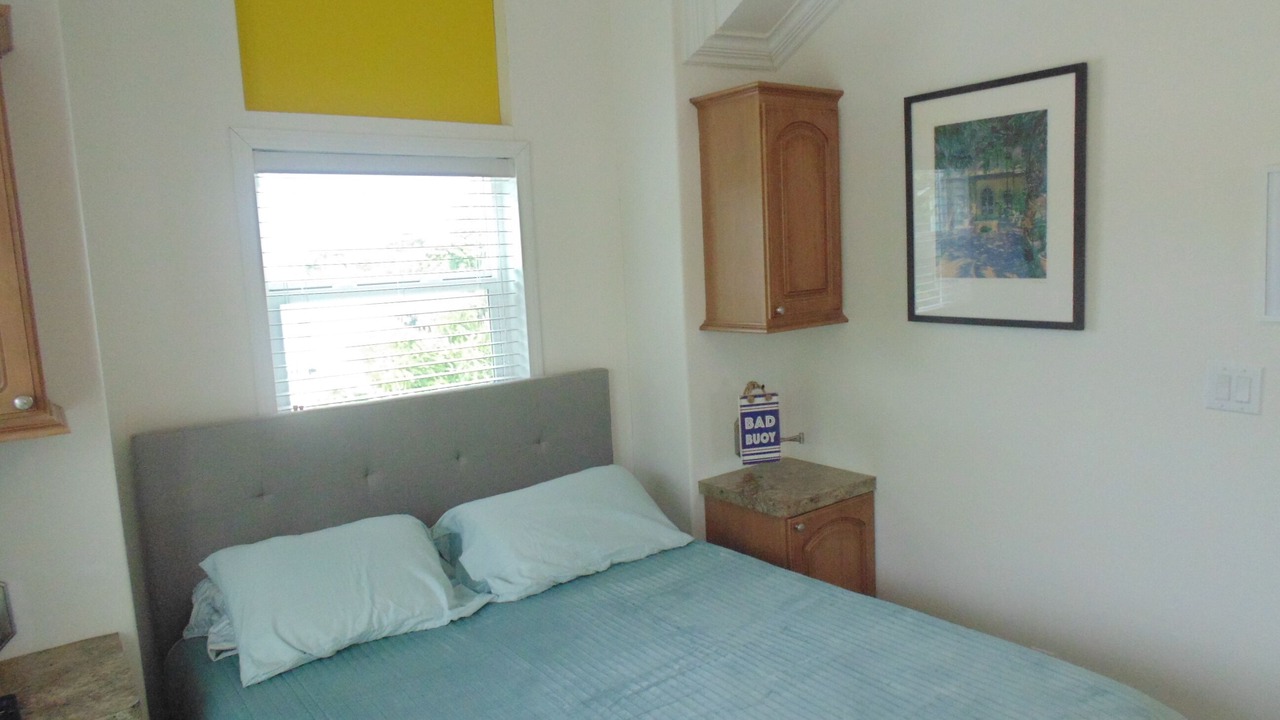 Photo of Bedroom in Coupon Bight Aquatic Preserve