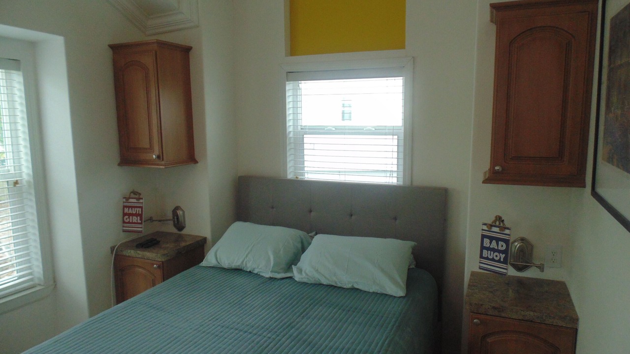Photo of Bedroom in Coupon Bight Aquatic Preserve