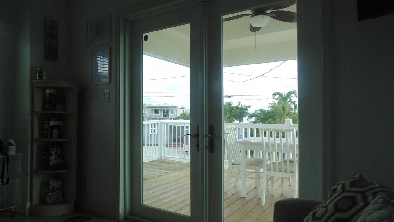 Photo of Livingroom in Coupon Bight Aquatic Preserve