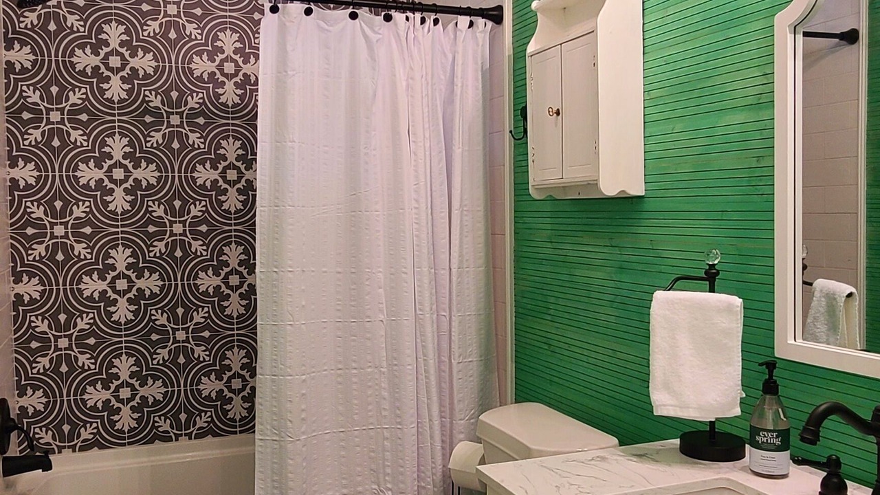 Photo of Bathroom in Cape Royale
