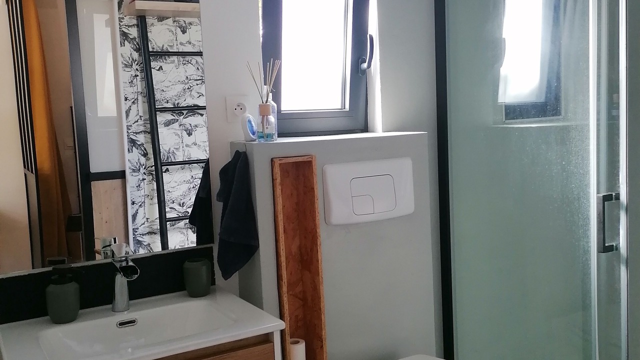 Photo of Bathroom in Ambares-et-Lagrave