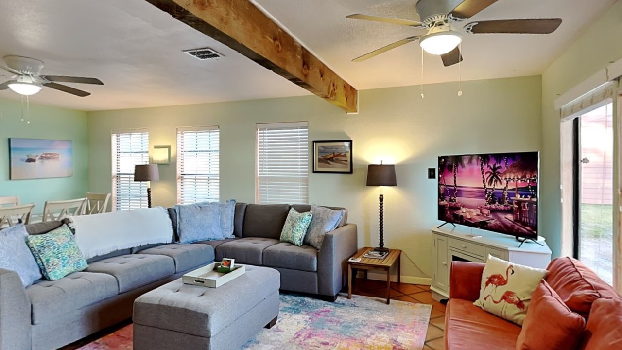 Photo of Livingroom in Fulton