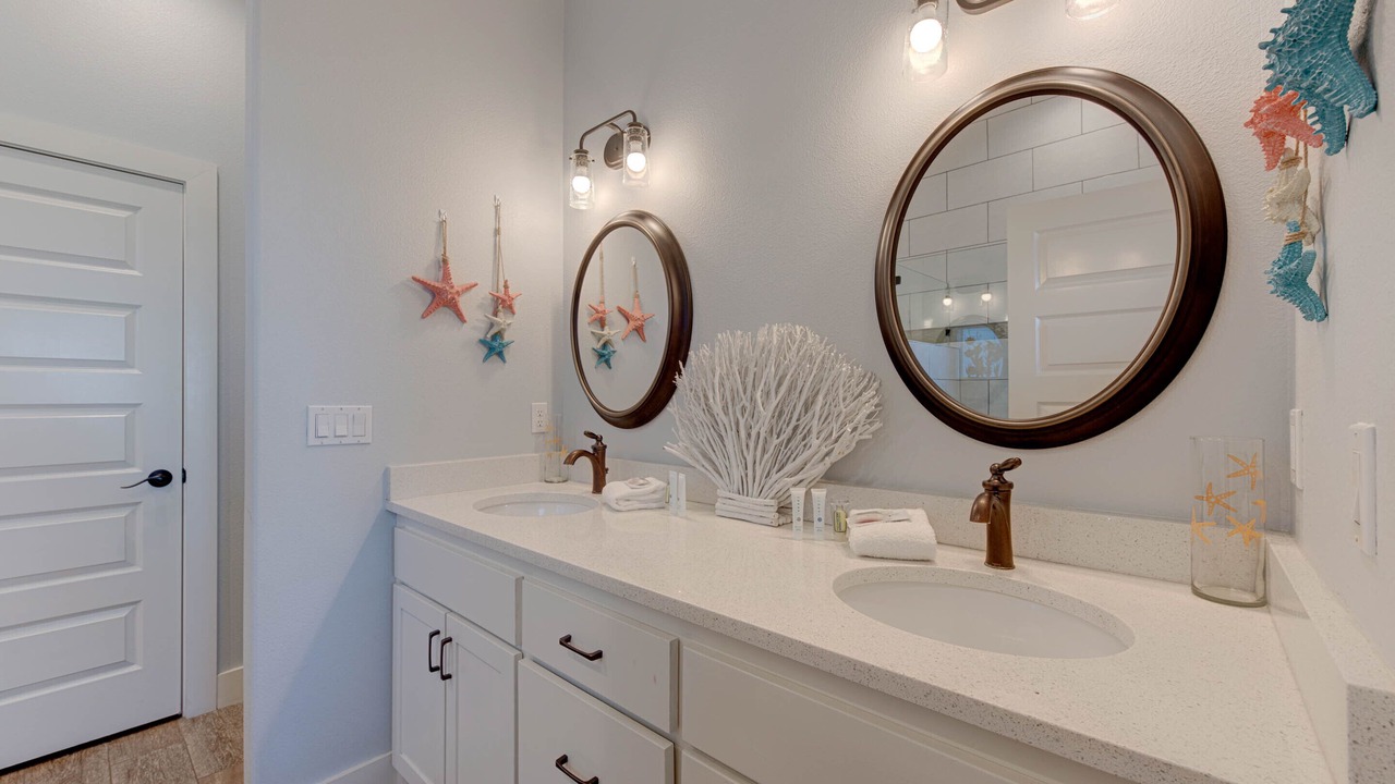 Photo of Bathroom in Port Aransas