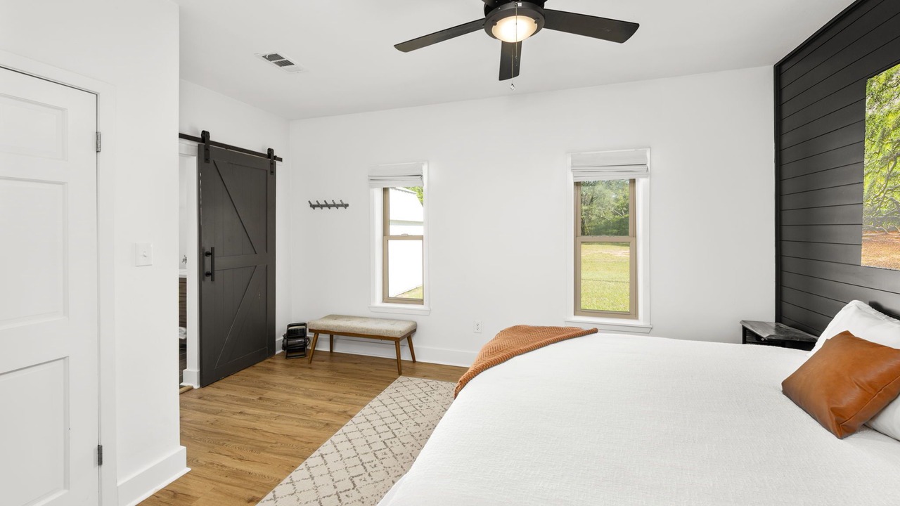 Photo of Bedroom in Sublime
