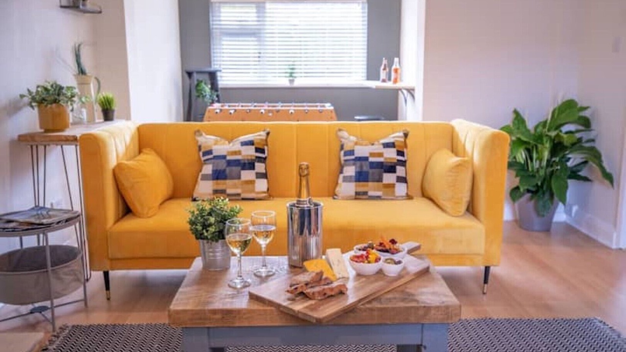 Photo of Livingroom in Ashby-de-la-Zouch