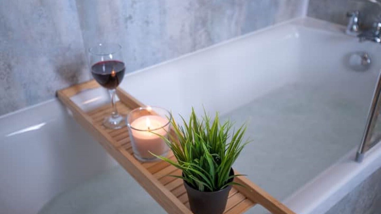 Photo of Bathroom in Ashby-de-la-Zouch