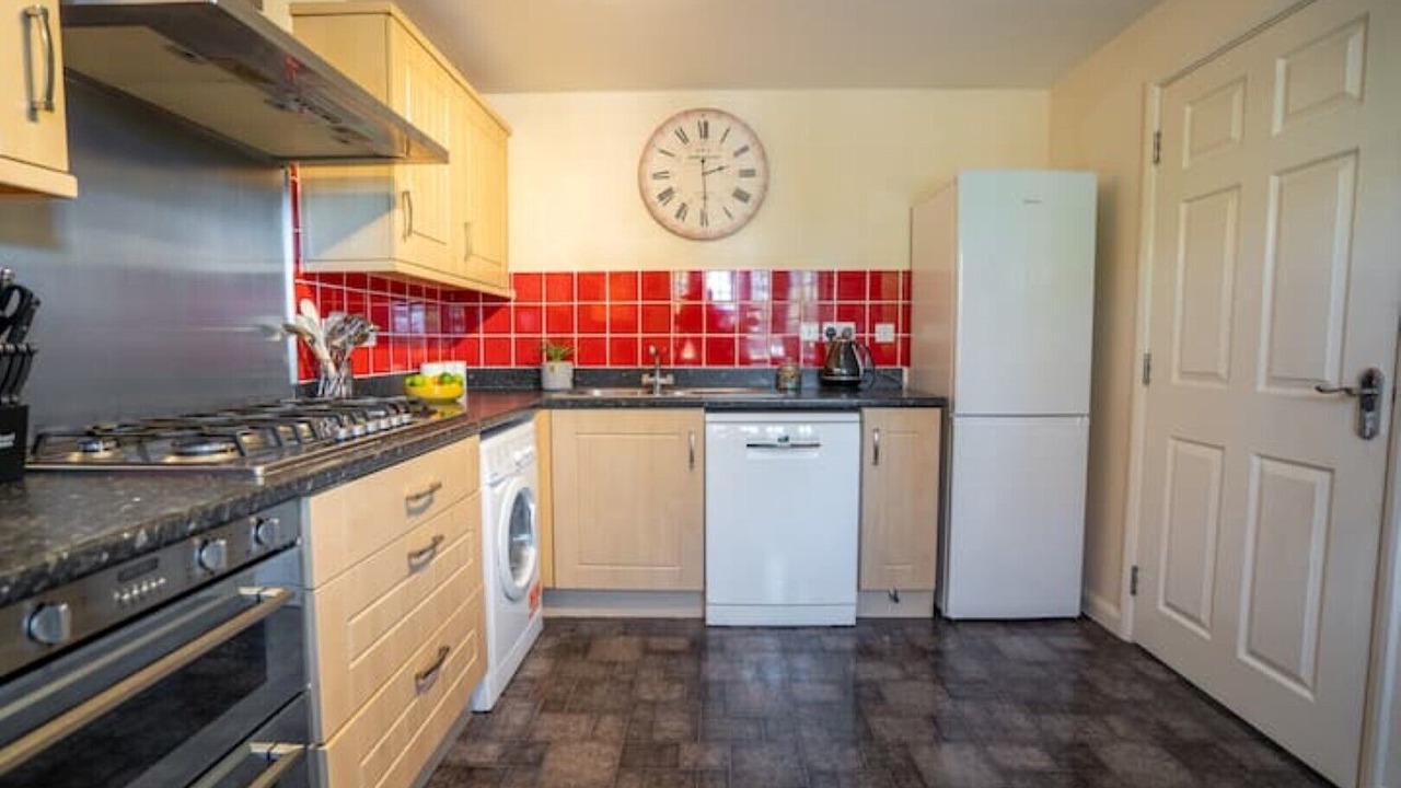 Photo of Kitchen in Church Gresley