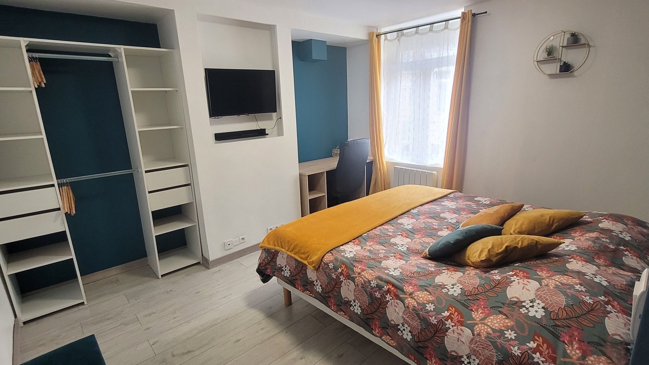 Photo of Bedroom in Calais