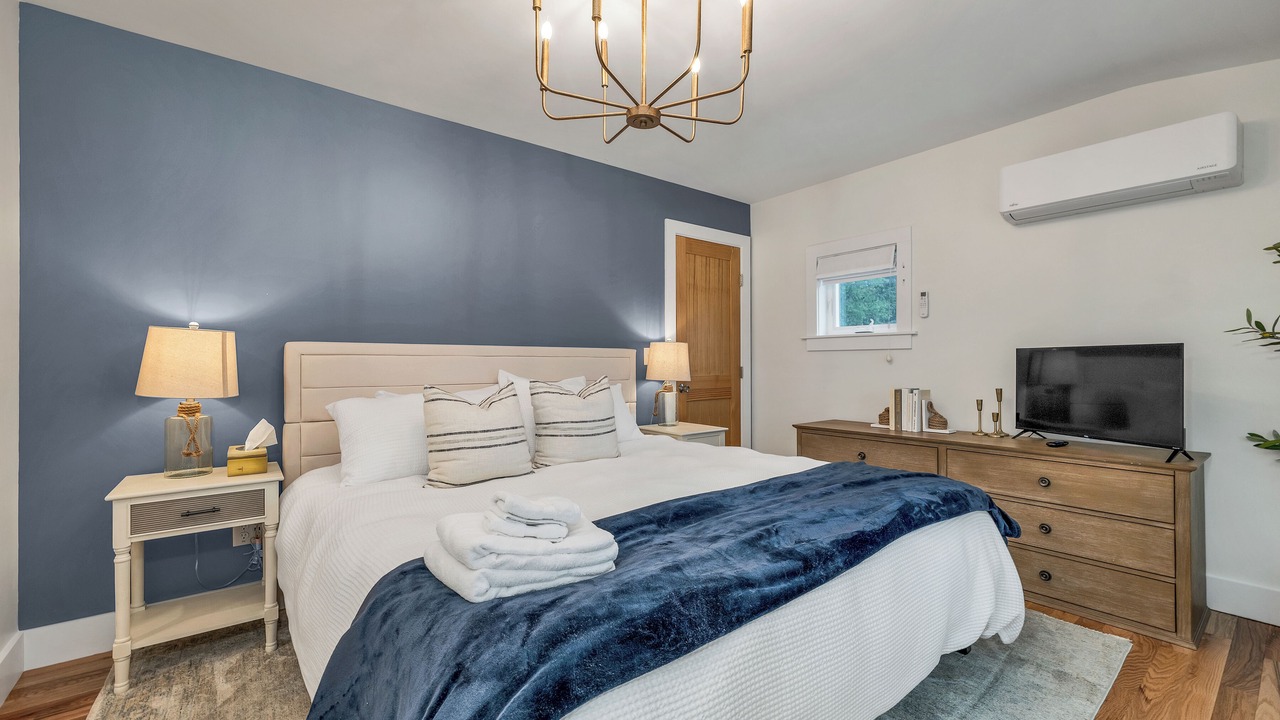 Photo of Bedroom in Kennebunkport