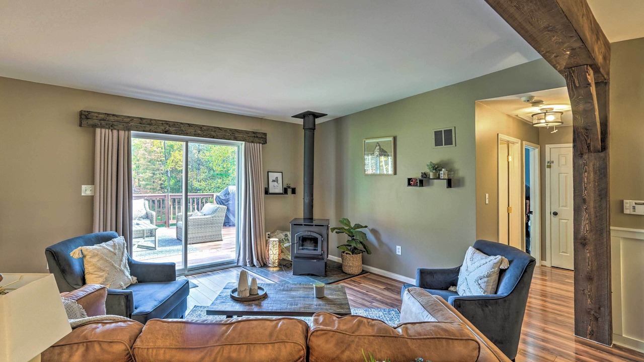 Photo of Livingroom in East Durham