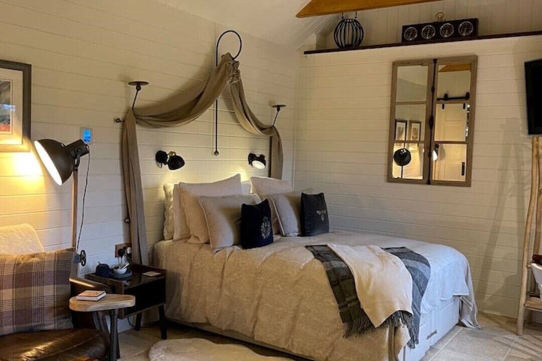 Photo of Bedroom in Alexandria