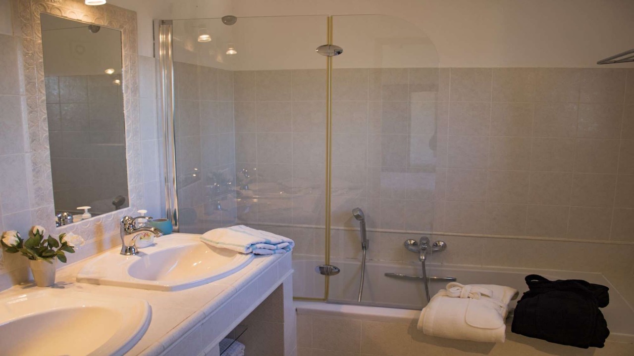 Photo of Bathroom in Montauroux