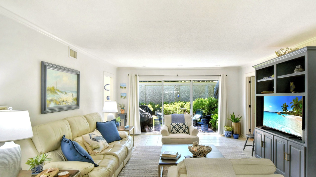 Photo of Livingroom in Saint Simons Island