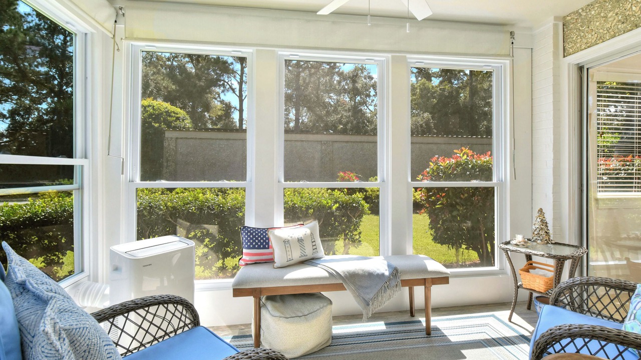 Photo of Livingroom in Saint Simons Island