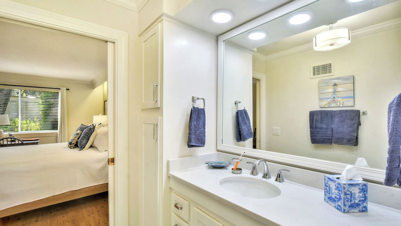 Photo of Bathroom in Saint Simons Island