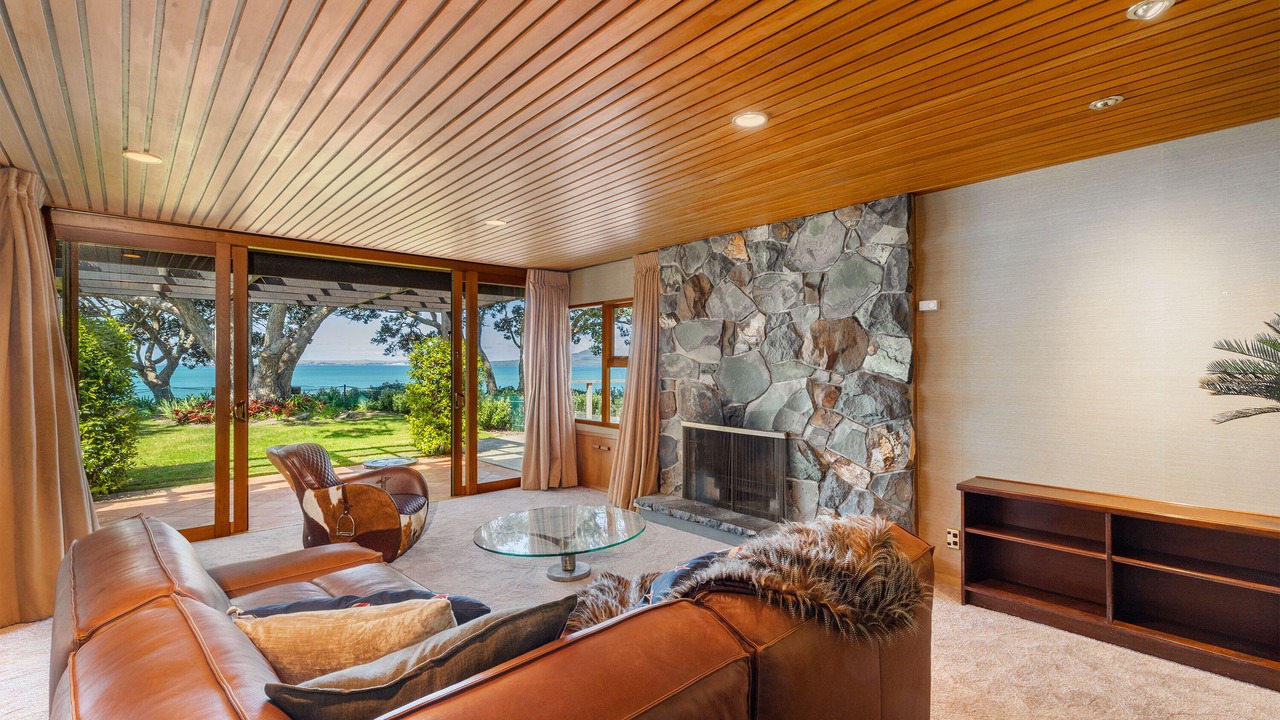 Photo of Livingroom in Campbells Bay