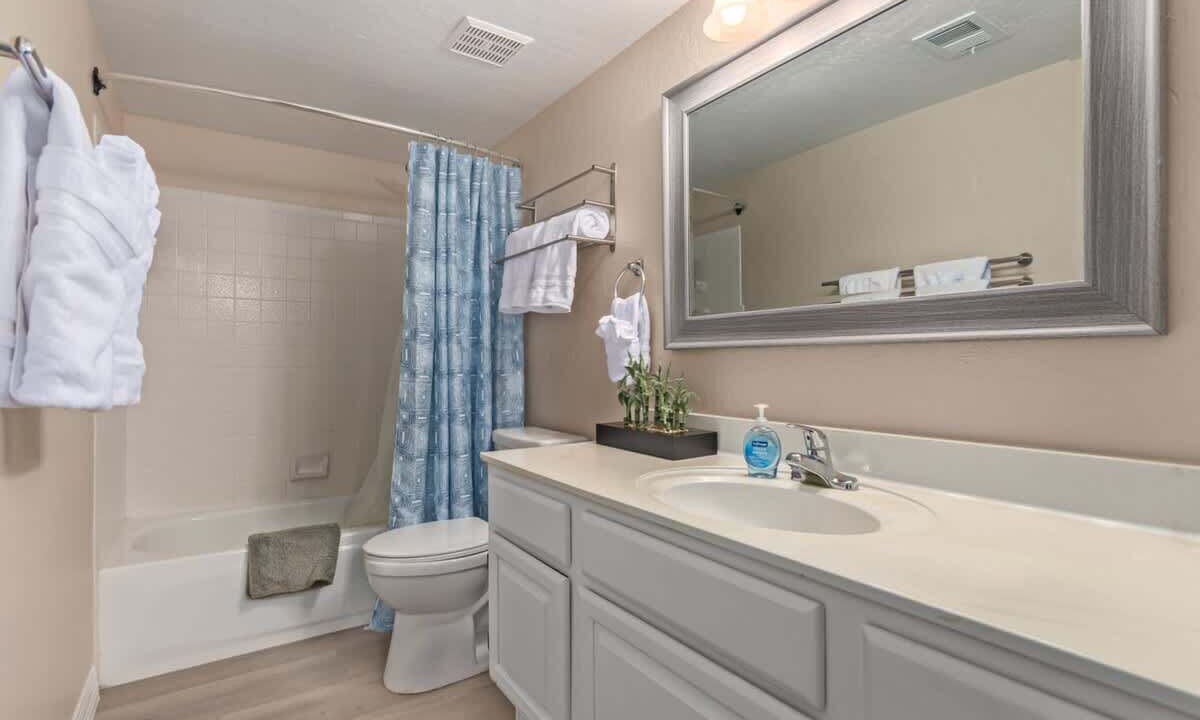 Photo of Bathroom in Ahwatukee Foothills