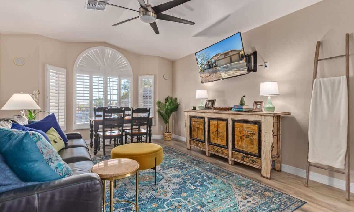 Photo of Livingroom in Ahwatukee Foothills