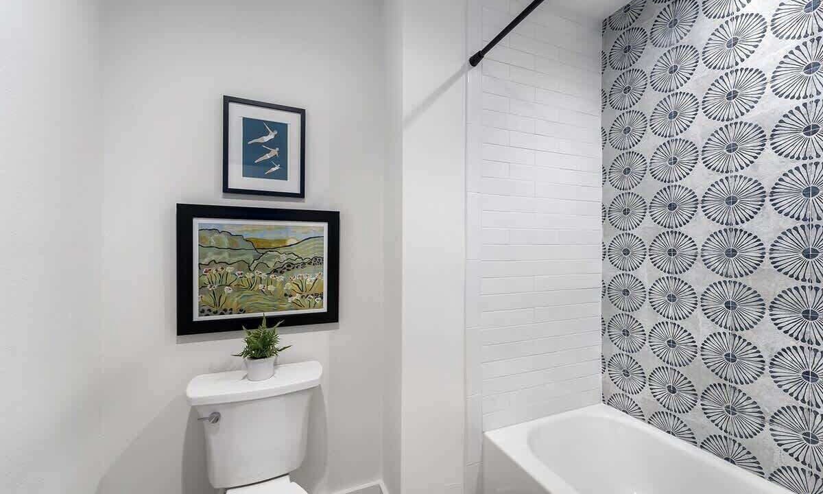 Photo of Bathroom in Canyon Lake