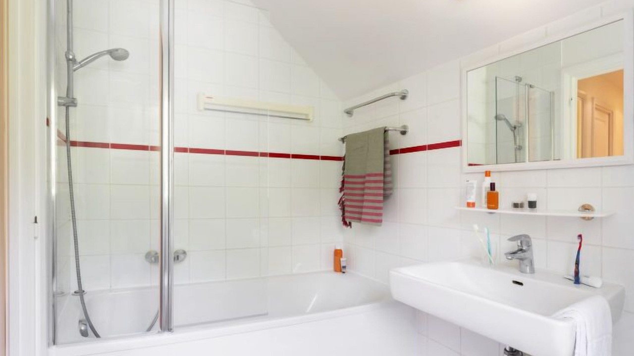 Photo of Bathroom in Chamouille