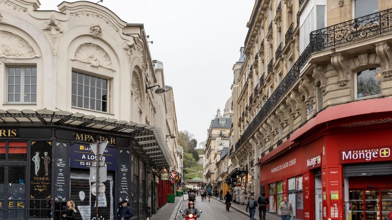 Photo of Others in Montmartre