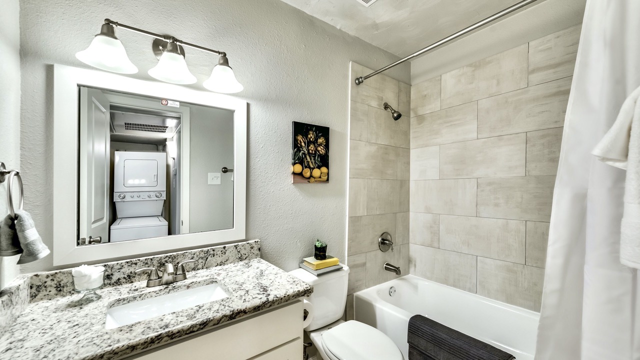 Photo of Bathroom in Old East Dallas