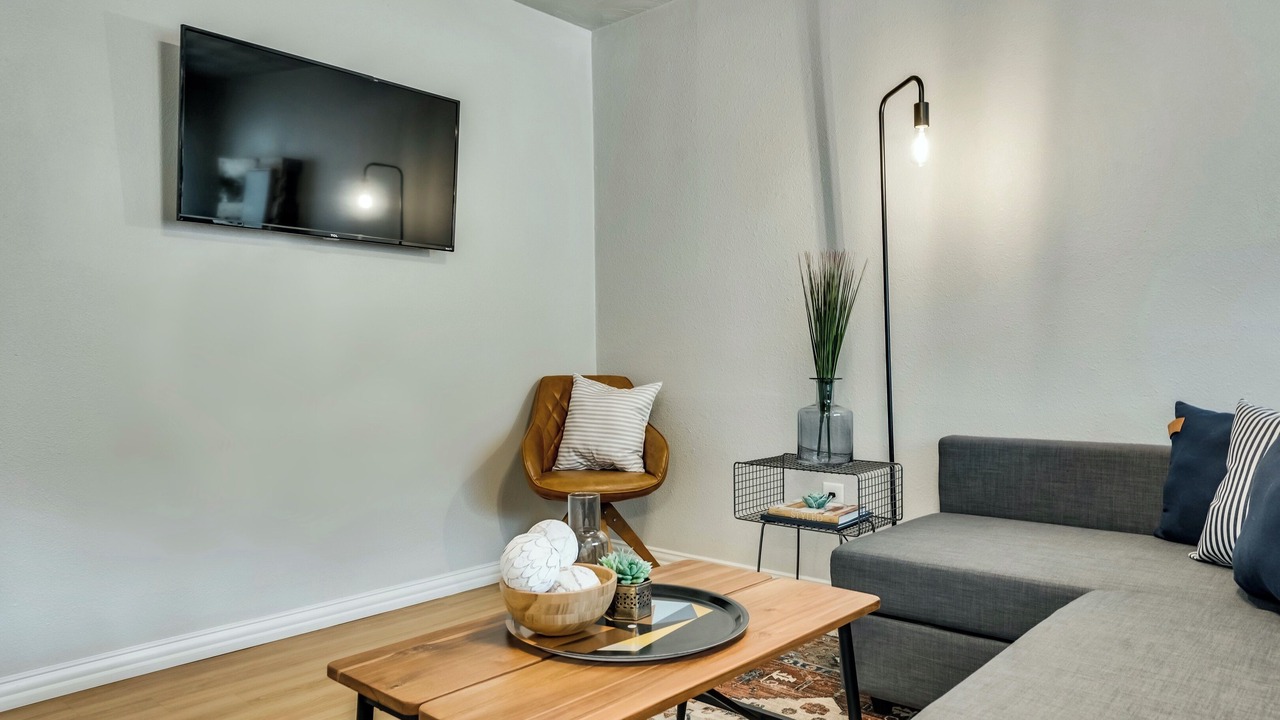 Photo of Livingroom in Old East Dallas
