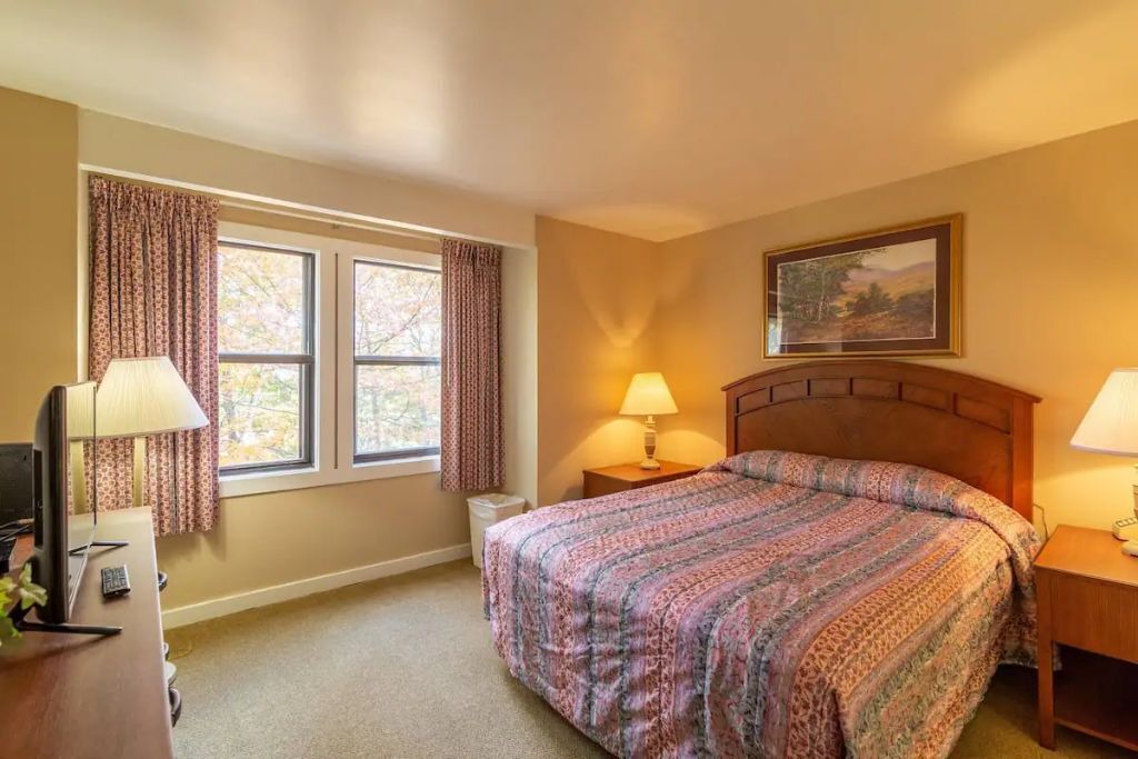 Photo of Bedroom in McGaheysville