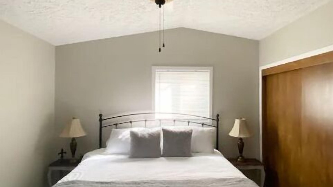Photo of Bedroom in South Central Omaha