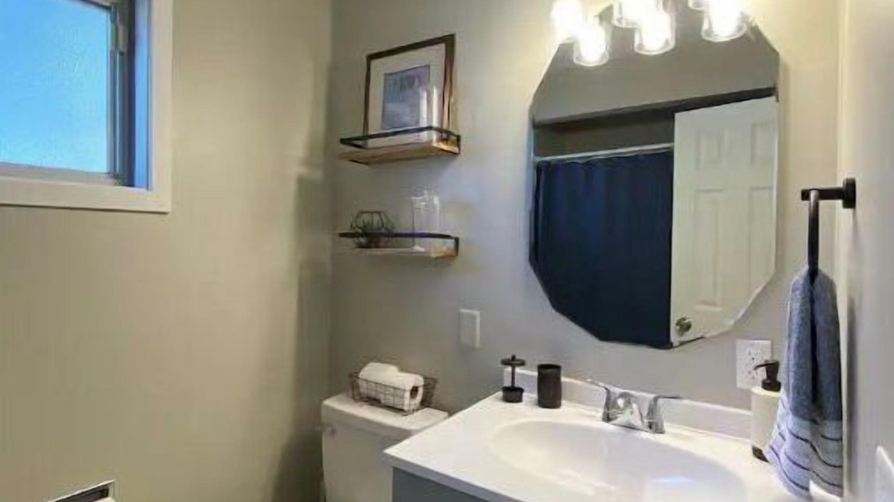 Photo of Bathroom in South Central Omaha