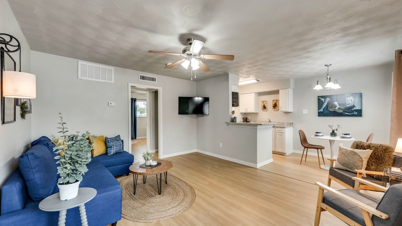 Photo of Livingroom in Old East Dallas