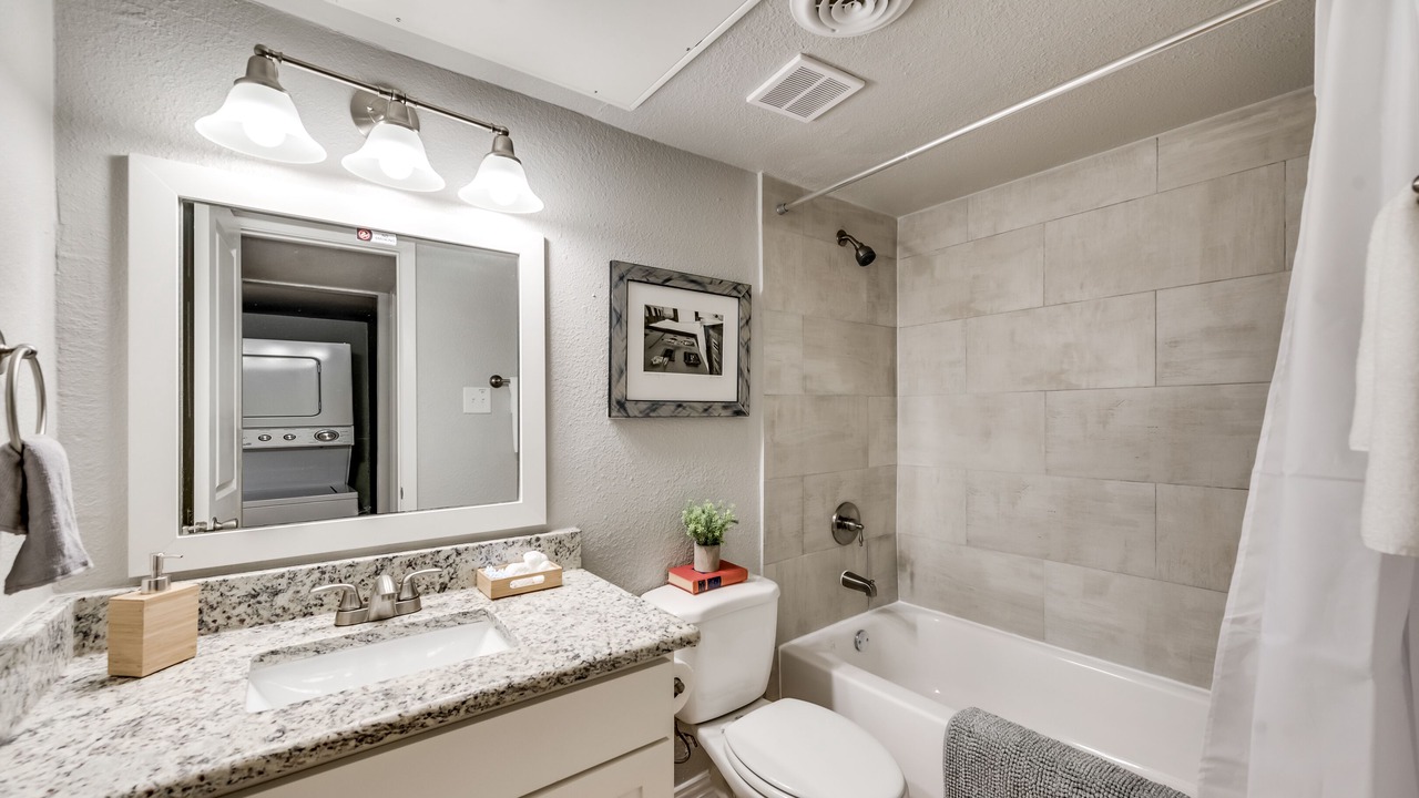 Photo of Bathroom in Old East Dallas