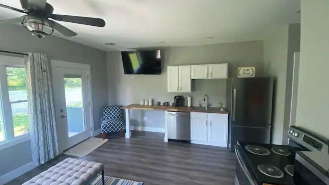 Photo of Kitchen in Elizabethton