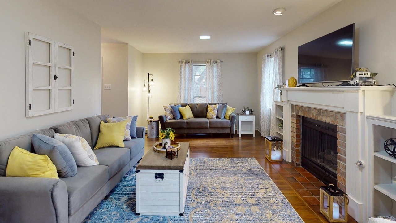 Photo of Livingroom in Bryan