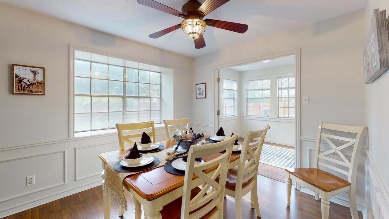 Photo of Livingroom in Bryan