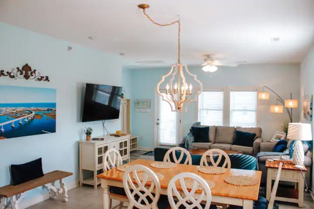 Photo of Livingroom in Village of Stump Sound