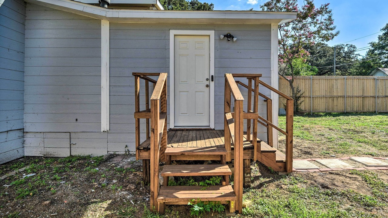 Photo of Outdoor in Central Arlington