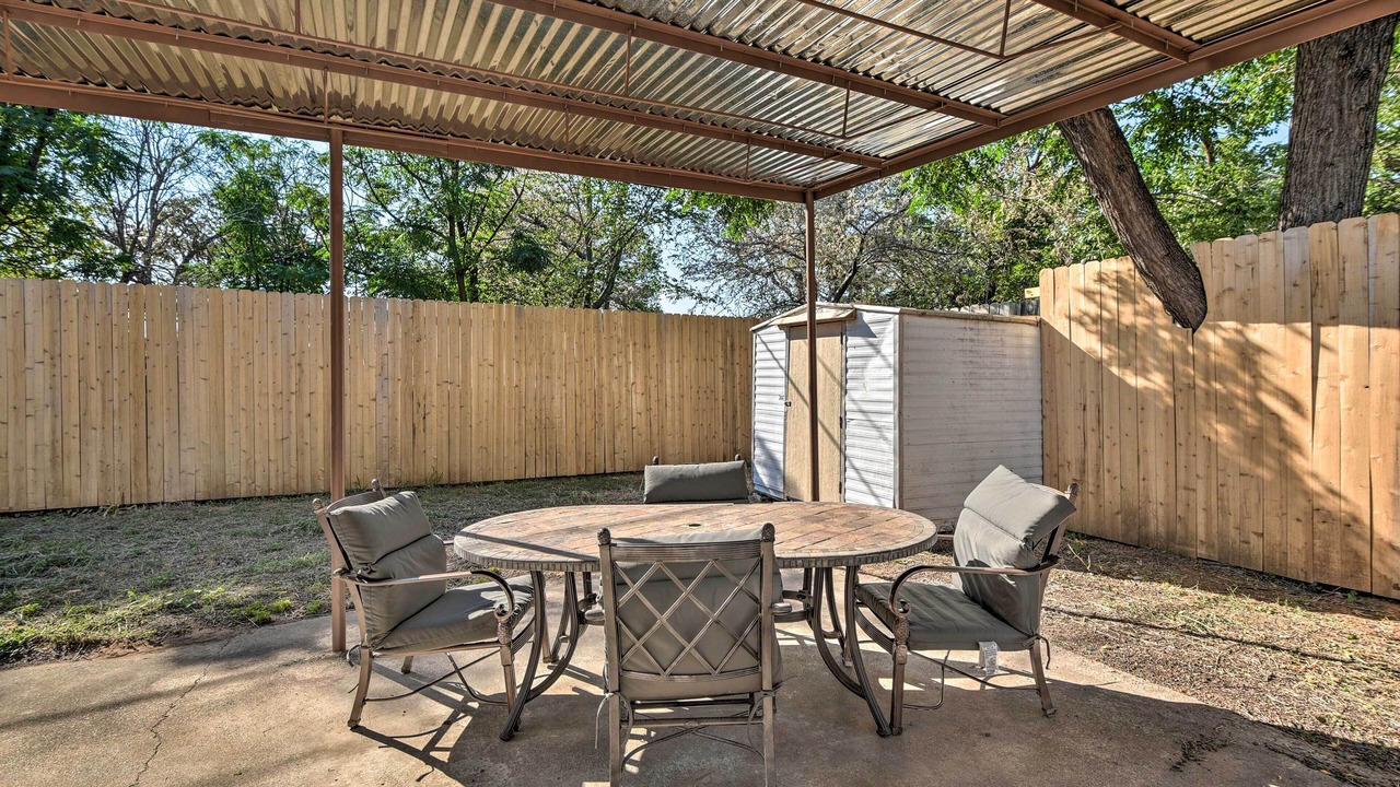 Photo of Outdoor in Central Arlington